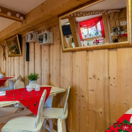 Goscinne U Malgorzaty Jacuzzi & Sauna 3* Zakopane