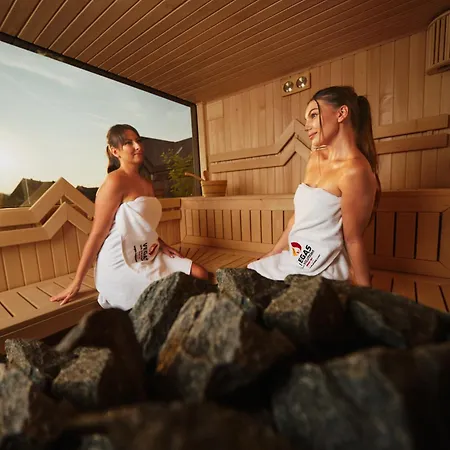 לינה וארוחת בוקר Goscinne U Malgorzaty Jacuzzi & Sauna 3*