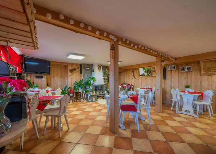 Goscinne U Malgorzaty Jacuzzi & Sauna زاكوباني