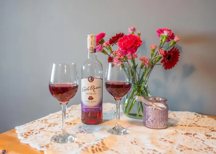 Goscinne U Malgorzaty Jacuzzi & Sauna فندق مبيت وإفطار زاكوباني