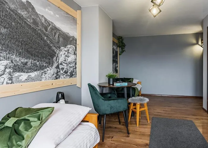 Goscinne U Malgorzaty Jacuzzi & Sauna زاكوباني