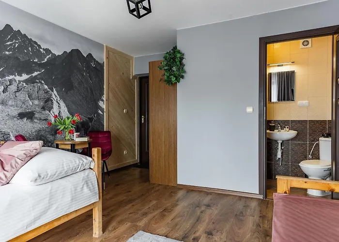 Goscinne U Malgorzaty Jacuzzi & Sauna زاكوباني